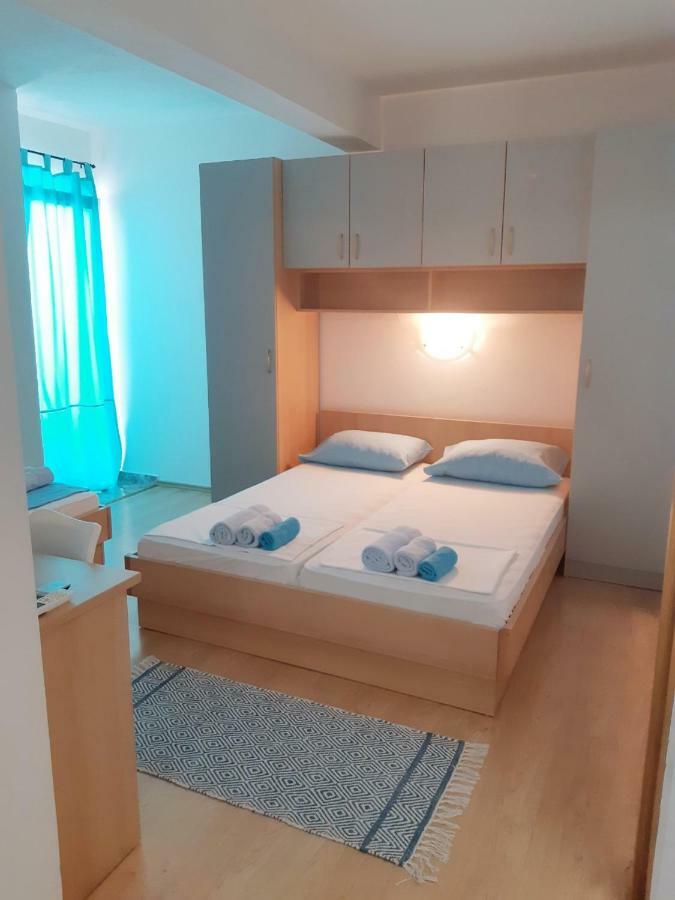 Villa Star Дрвеник Экстерьер фото